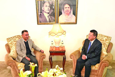 তারেক রহমানের সঙ্গে চীনা রাষ্ট্রদূতের সাক্ষাৎ