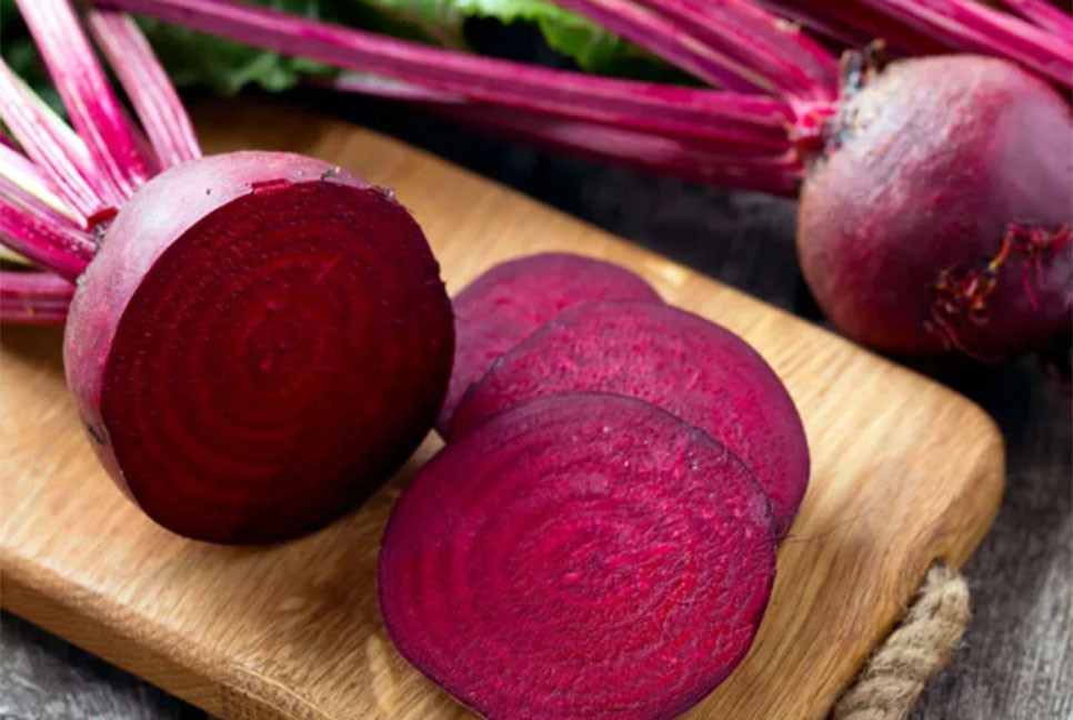 বিটরুট কেন খাবেন