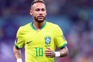 ২০২৬ বিশ্বকাপের আশা ছাড়ছেন না নেইমার