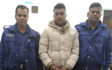 শ্রীনগরে শুটার ইয়াসিন গ্রেফতার