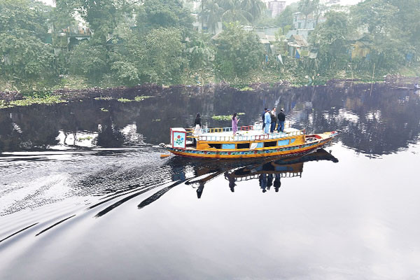 থামছেই না নদীর কান্না