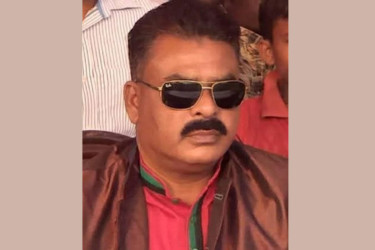 রায়পুরে ইউপি চেয়ারম্যানের বিরুদ্ধে ১০ সদস্যের অনাস্থা