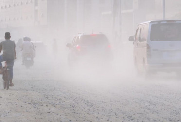 বায়ুদূষণের শীর্ষে দিল্লি, ঢাকার বাতাসের মান আজ কেমন?
