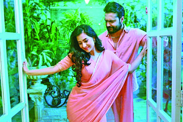 ওয়ানটেকে পিনিক ছবির গান শেষ