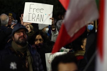 উত্তাল ইরান, নিহত বেড়ে ৫৮