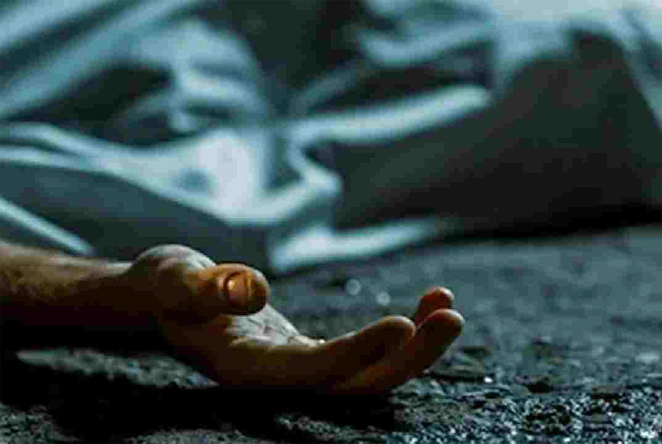 তুচ্ছ ঘটনায় চাচাতো ভাইয়ের হাতে নারী নিহত