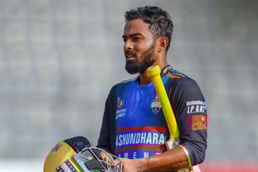 হৃদয়ের ৩ রানের আক্ষেপ