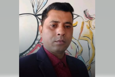 খুবি অধ্যাপককে দুই বছরের জন্য দায়িত্ব থেকে অব্যাহতি