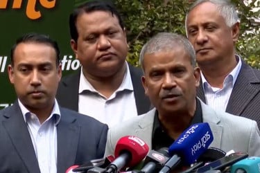 বাংলাদেশের এখন ভারতে গিয়ে ক্রিকেট খেলা অসম্ভব: আসিফ নজরুল