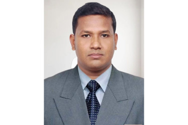 নোয়াখালীতে কাভার্ডভ্যানের ধাক্কায় যুবকের মৃত্যু