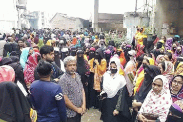 ছুটির ভাতা দাবিতে আন্দোলন, সিদ্ধিরগঞ্জে পোশাক কারখানা বন্ধ