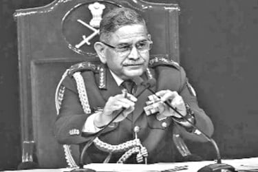 ‘ড্রোন অনুপ্রবেশের’ ঘটনায় পাকিস্তানকে সতর্ক করেছে ভারত