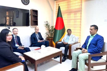 আলী রীয়াজের সঙ্গে ইইউ নির্বাচন পর্যবেক্ষণ সদস্যদের সাক্ষাৎ