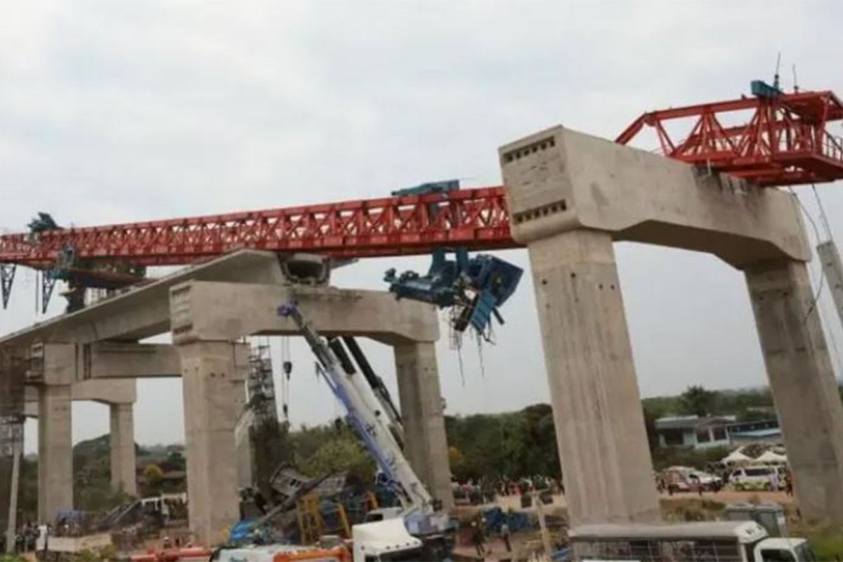 থাইল্যান্ডে ক্রেন দুর্ঘটনায় নিহত বেড়ে ৩২