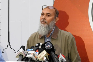 পরিচালক নাজমুলকে কারণ দর্শানোর নোটিশ বিসিবির