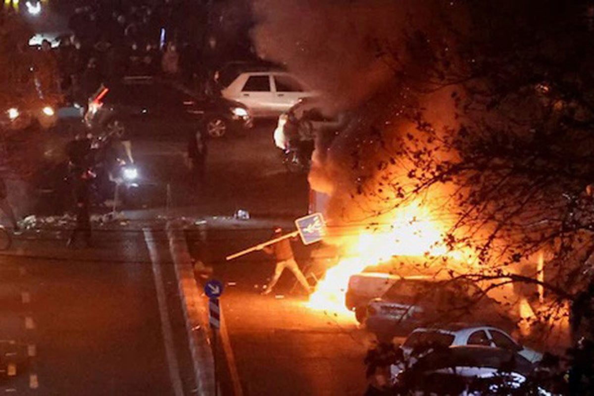 ইরানে নিহত ২৪৩৫: মরদেহ ফেরত পেতে মুক্তিপণ দাবির অভিযোগ