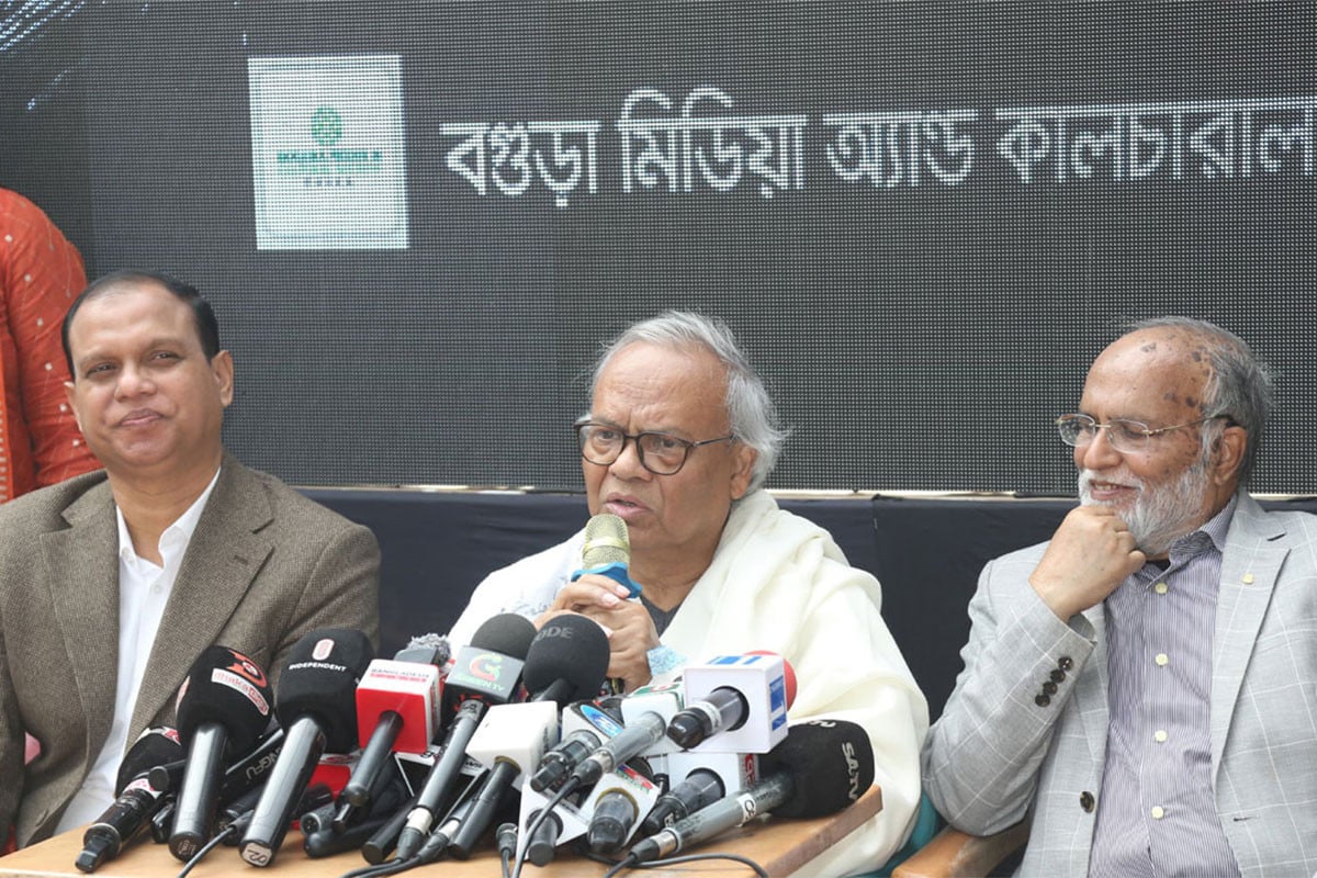 একজন খালেদা জিয়া ছিলেন বলেই সার্বভৌমত্ব সুরক্ষিত ছিল: রিজভী