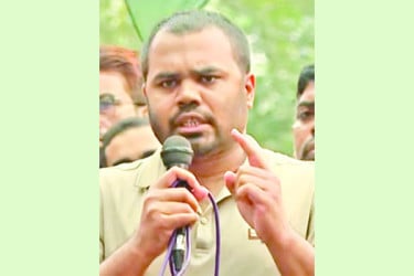 ওসমান হাদির ভাইকে যুক্তরাজ্যে সহকারী হাইকমিশনে নিয়োগ