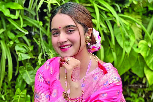 কেয়া পায়েলের নতুন খেয়াল