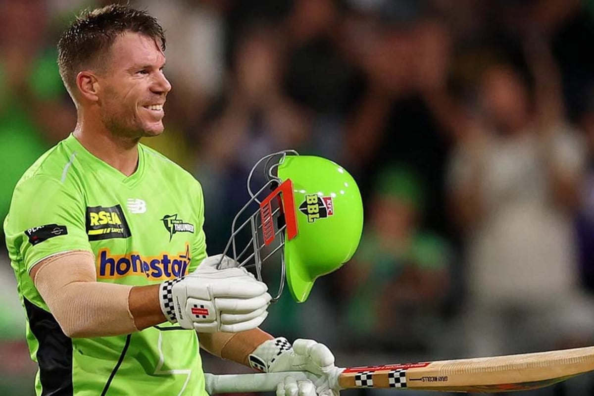 বিগ ব্যাশে ইতিহাস গড়লেন ডেভিড ওয়ার্নার