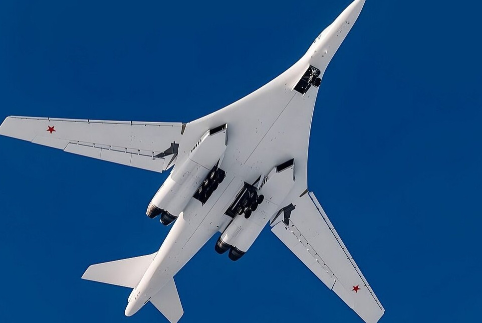 সামরিক বহরে কয়েকটি নতুন ক্ষেপণাস্ত্র যুক্ত করছে রাশিয়া