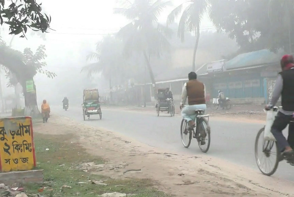 মাঘের শীতে কুড়িগ্রামে বিপর্যস্ত জনজীবন