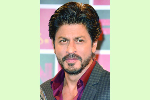 শীর্ষে কিং শাহরুখ