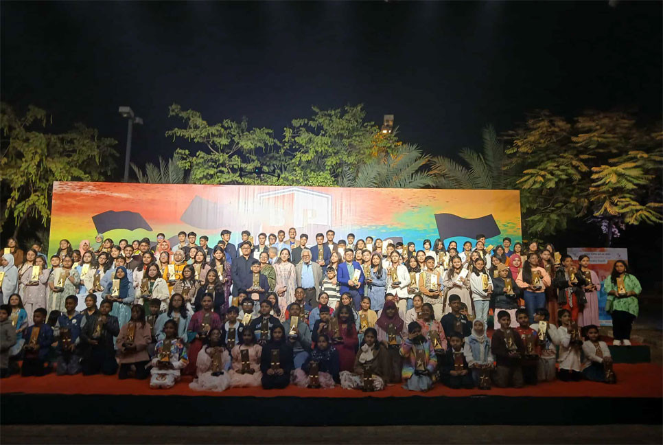 বসুন্ধরা পাবলিক স্কুল এন্ড কলেজ : ছবি আঁকা প্রতিযোগিতায় পুরস্কার পেল ১৪৩ শিক্ষার্থী