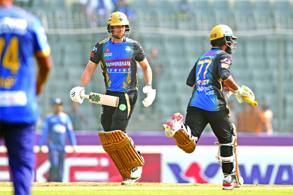 ঢাকার বিদায়, প্লে-অফে রংপুর রাইডার্স