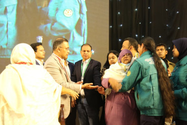 গুমের শিকার পরিবারের সঙ্গে তারেক রহমানের মতবিনিময়