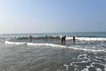 বাংলা চ্যানেল পাড়ি দিচ্ছেন ৩৫ সাঁতারু