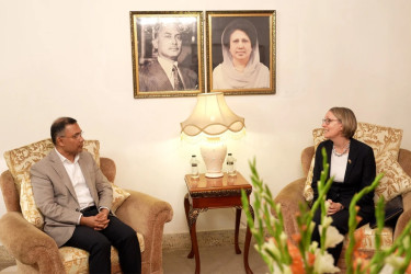 তারেক রহমানের সঙ্গে ব্রিটিশ হাইকমিশনারের সাক্ষাৎ