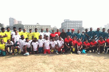 মুন্সীগঞ্জে সাবেক খেলোয়াড়দের প্রীতি ফুটবল টুর্নামেন্ট