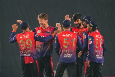 শীর্ষে থেকেই লিগ পর্ব শেষ করল রাজশাহী ওয়ারিয়র্স