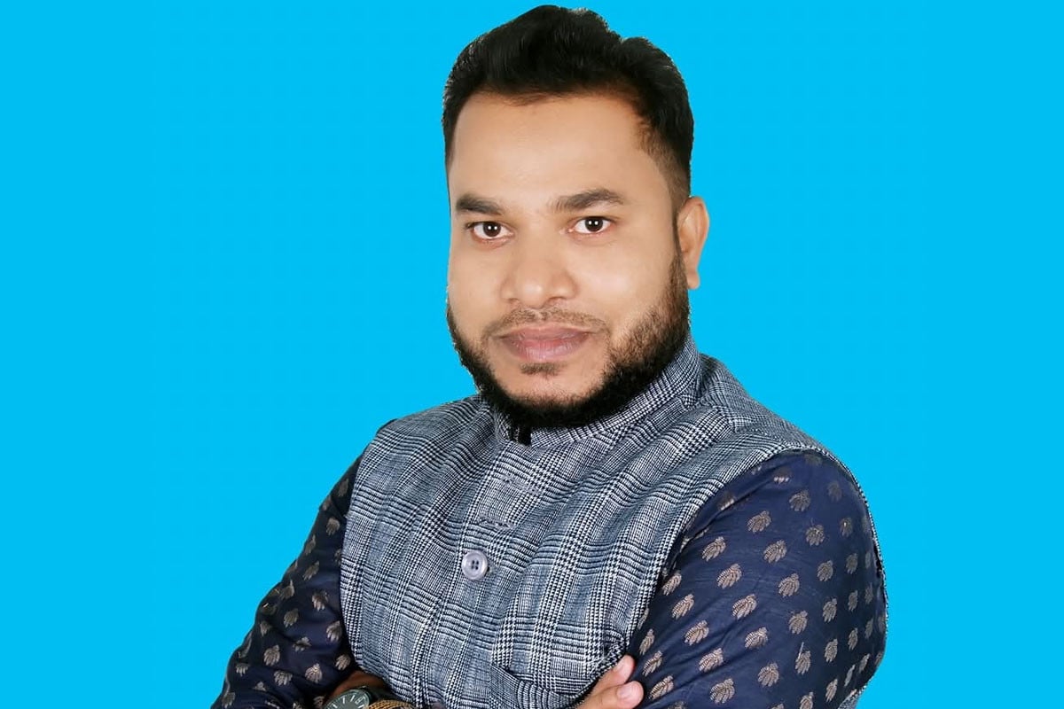 মুন্সীগঞ্জে বন্ধন সাহিত্য পুরস্কার পেলেন মাহবুব আলম