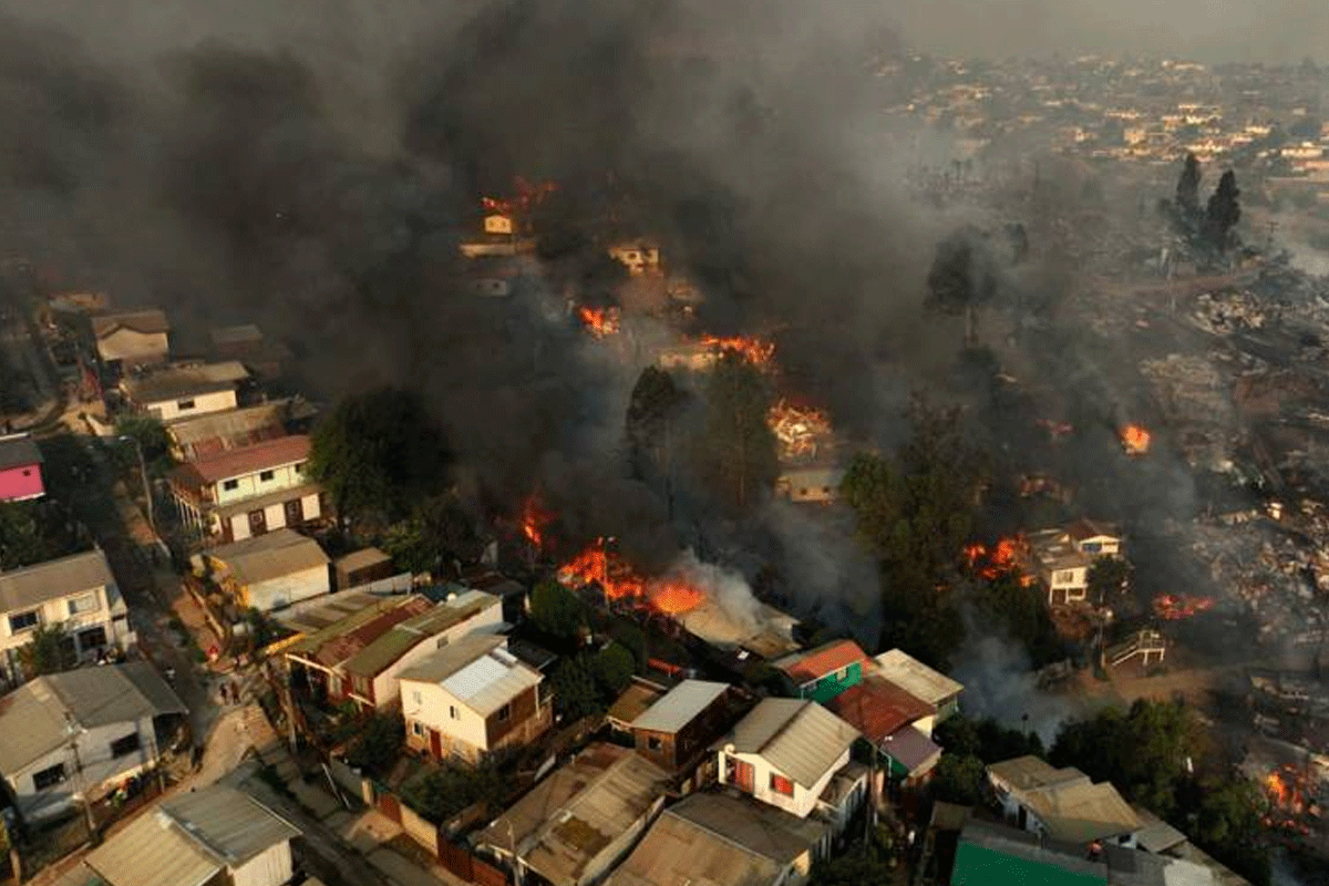 চিলিতে ভয়াবহ দাবানলের পর জরুরি অবস্থা ঘোষণা