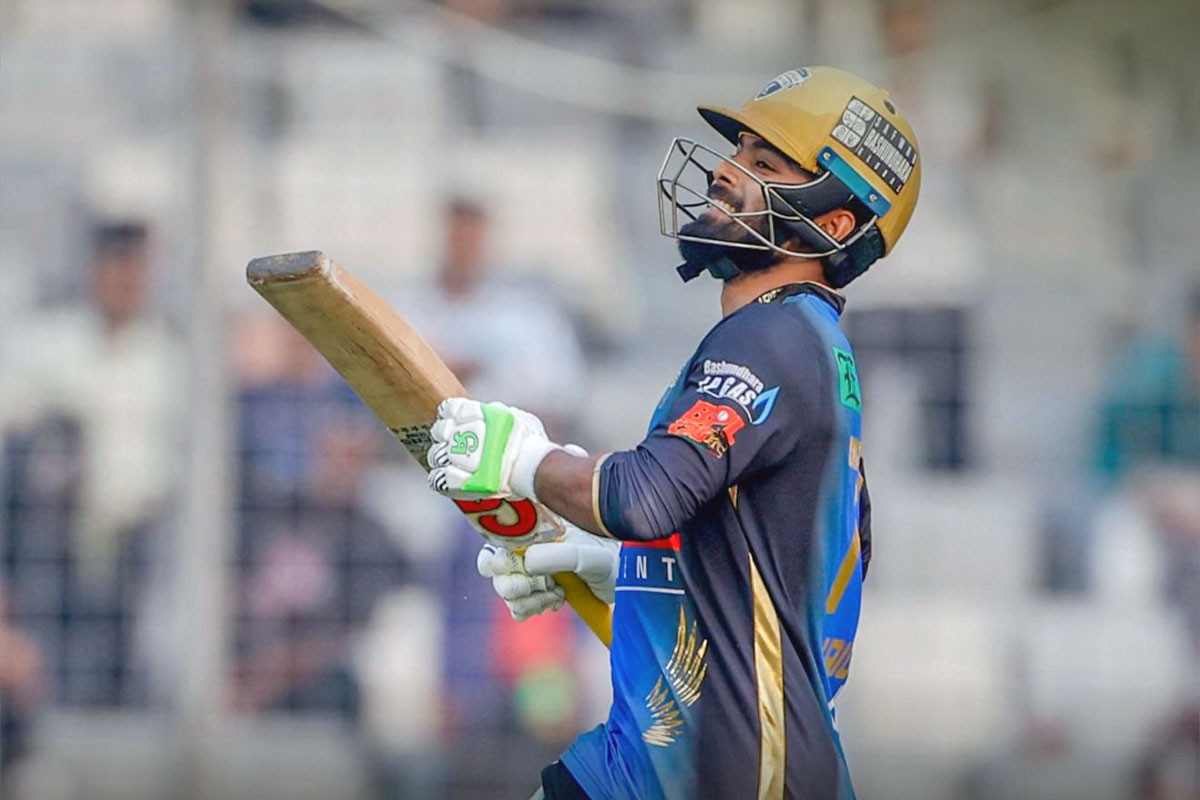 ওপেনিং পজিশনে হৃদয়ের বাজিমাত