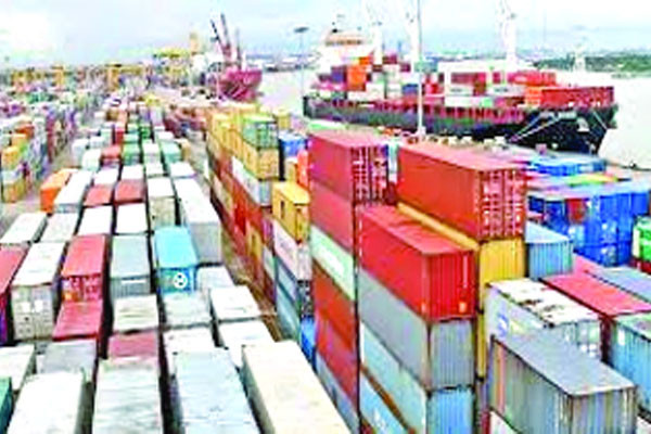 ব্যবসাবাণিজ্যে এখনো দুর্দিন