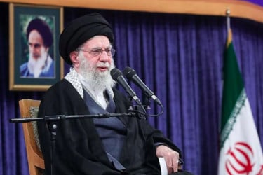 বিক্ষোভে ‘হাজার হাজার’ নিহতের নেপথ্যে যুক্তরাষ্ট্র-ইসরায়েল: খামেনি