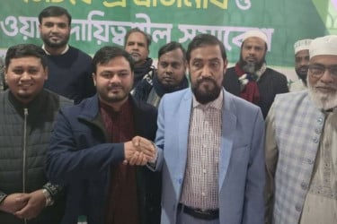 এনসিপির আহ্বায়ককে সমর্থন দিয়ে প্রার্থিতা প্রত্যাহার করলেন জামায়াত প্রার্থী