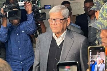 সিইসির সঙ্গে বৈঠকে বিএনপির প্রতিনিধি দল