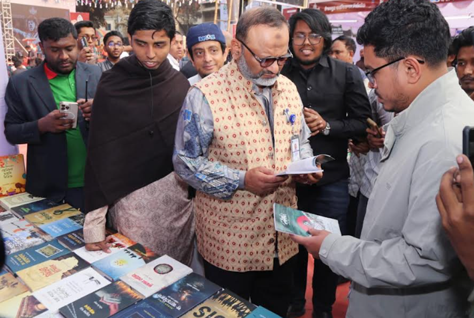 ঢাবিতে ৫ দিনব্যাপী শহীদ ওসমান হাদি স্মৃতি বইমেলা শুরু