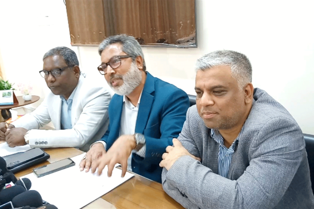 শাকসু নির্বাচন কমিশন থেকে আট শিক্ষকের পদত্যাগ