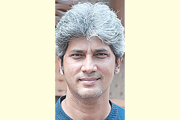 ফ্যাসিবাদী রাষ্ট্রব্যবস্থার পরিবর্তন করতে হবে