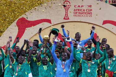 হট্টগোল ও বিতর্কের ম্যাচে চ্যাম্পিয়ন সেনেগাল