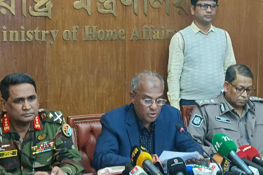 দুর্গমকেন্দ্রের ব্যালট-কর্মকর্তাদের পরিবহনে হেলিকপ্টার থাকবে