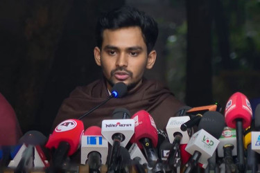 ইসি পক্ষপাতিত্ব করলে সুষ্ঠু নির্বাচন নিয়ে শঙ্কা তৈরি হবে: আসিফ মাহমুদ