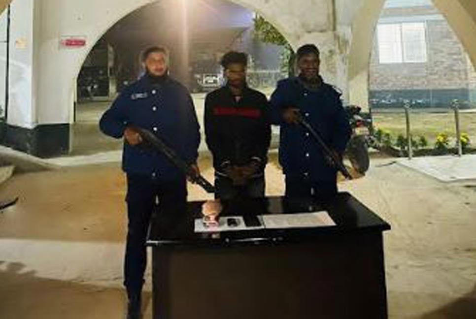 মধুখালীতে মাদক ব্যবসায়ী আটক, উদ্ধার ৭০ পিস ইয়াবা