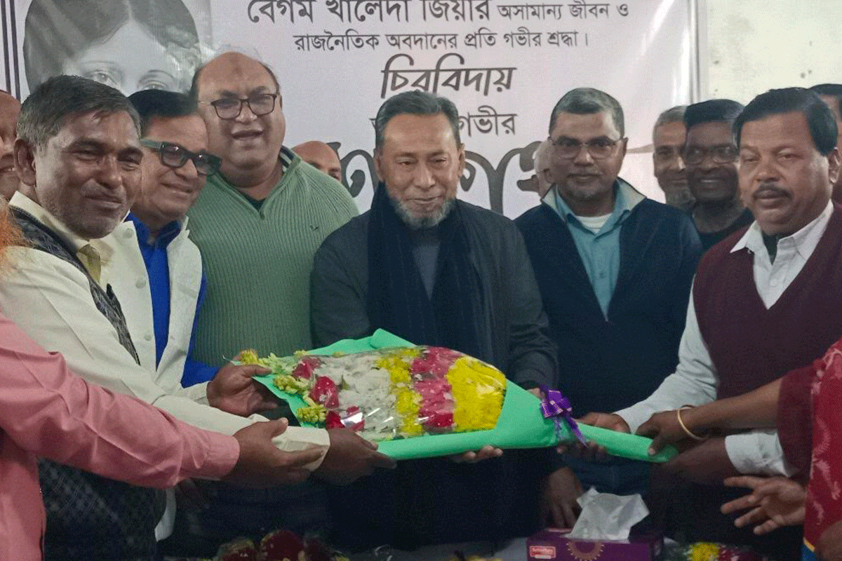 নীলফামারীতে বিএনপিতে যোগ দিলেন ইউপি চেয়ারম্যানসহ আট জনপ্রতিনিধি