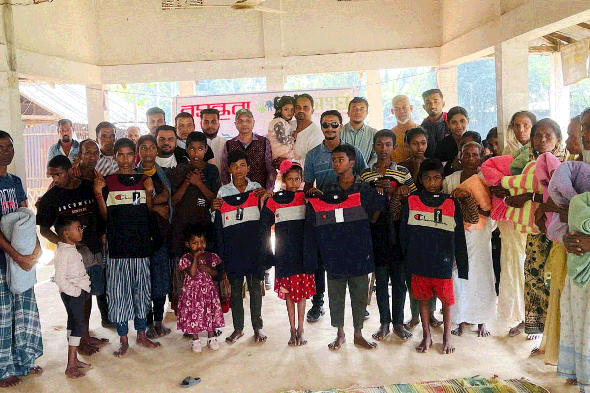 কুলাউড়ায় দেড় শতাধিক সুবিধাবঞ্চিতরা পেলেন শুভসংঘের উপহার